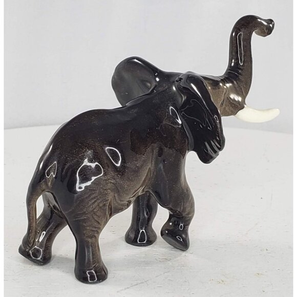 Hagen Renaker Mama Elephant Trunk Up Miniature Figurine - Picture 5 of 7